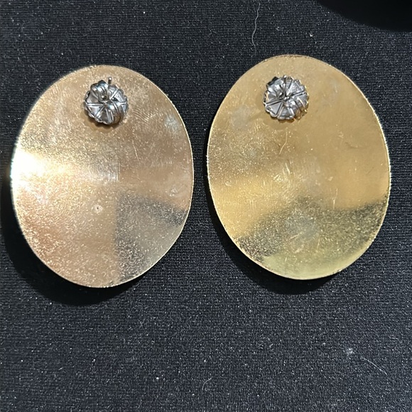 Vintage Large Metal Plastic Enamel Earrings - Picture 2 of 4